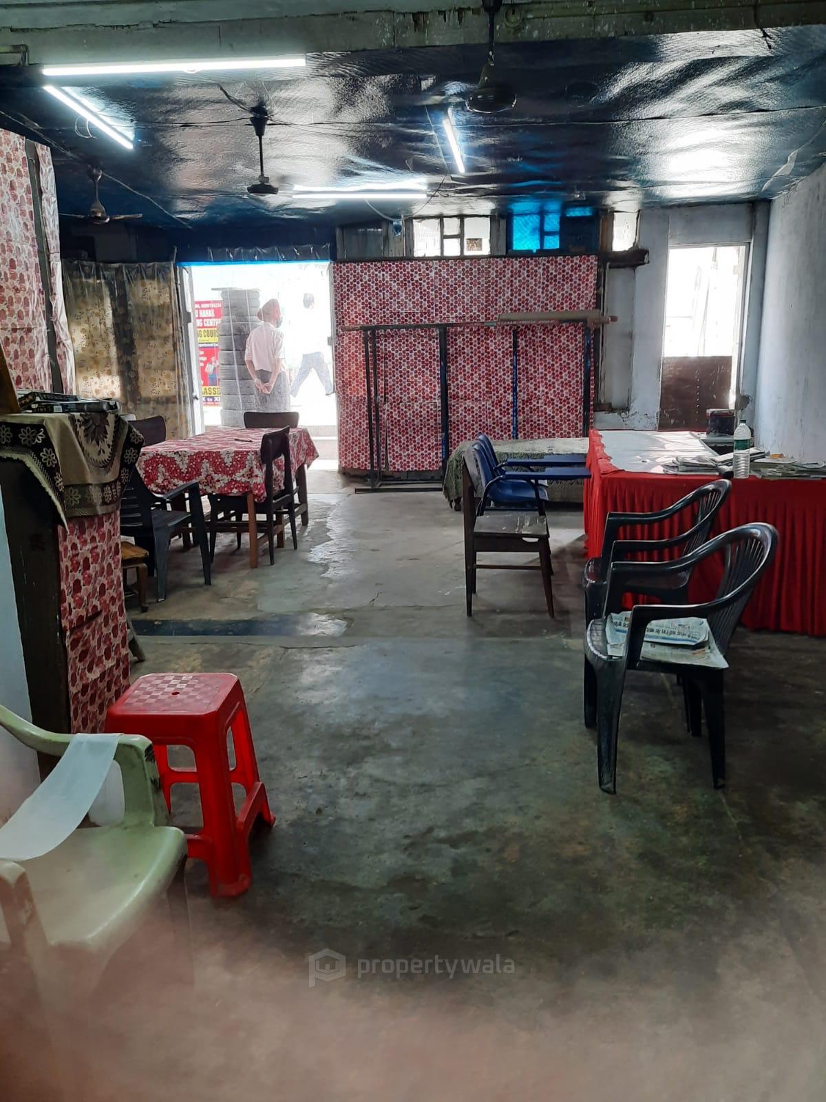 Entrance & Interior