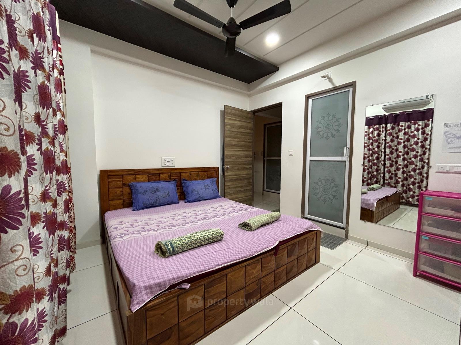 Master Bed Room