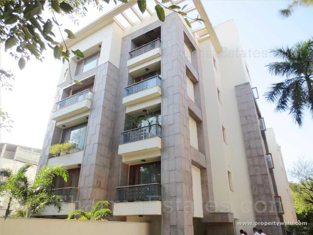 4 Bedroom Apartment / Flat for sale in Shanti Niketan, New Delhi